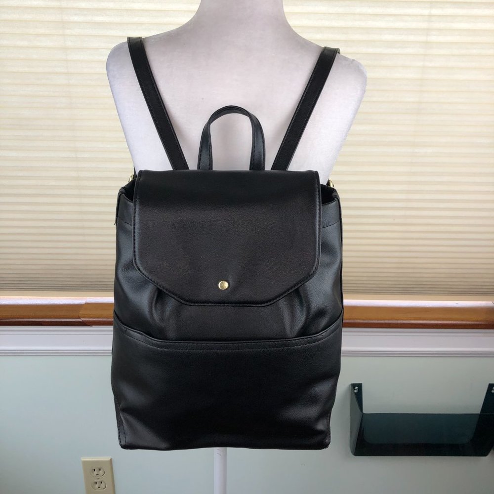 NEW Black Faux Leather Backpack Academia Classic Minimalist Fairy Grunge Sporty